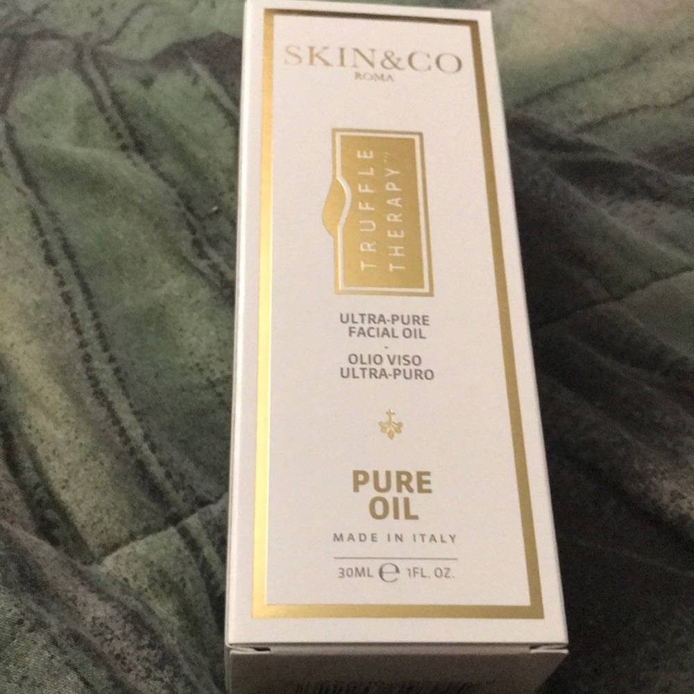 Skin & Co Roma  Truffle Therapy Ultra Pure Facial Oil. New/Never used